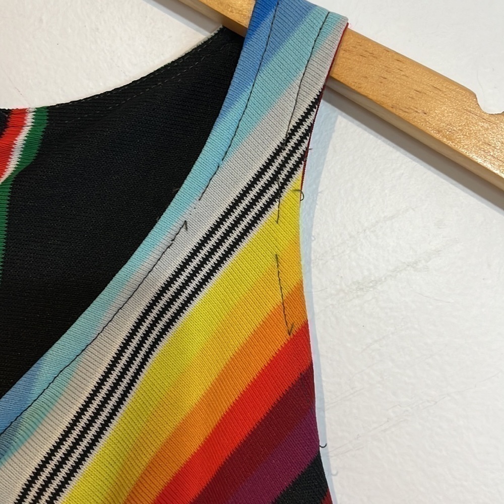 Vintage colourful, chevron style sleeveless dress, size small - Picture 10 of 11